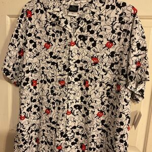 NWT DISNEY MICKEY MOUSE XXL HAWAIIAN BUTTON UP SHIRT 54 X32